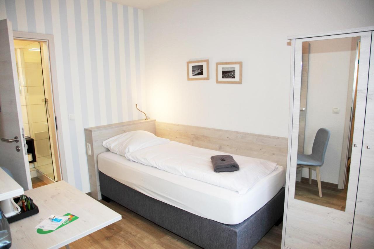 Hotel Pension Norddeich Bagian luar foto